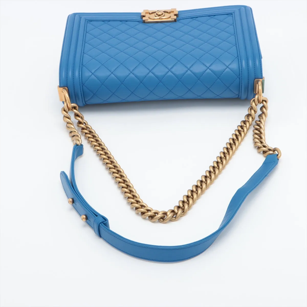 CHANEL Boy Chain Shoulder Bag in Lambskin Blue