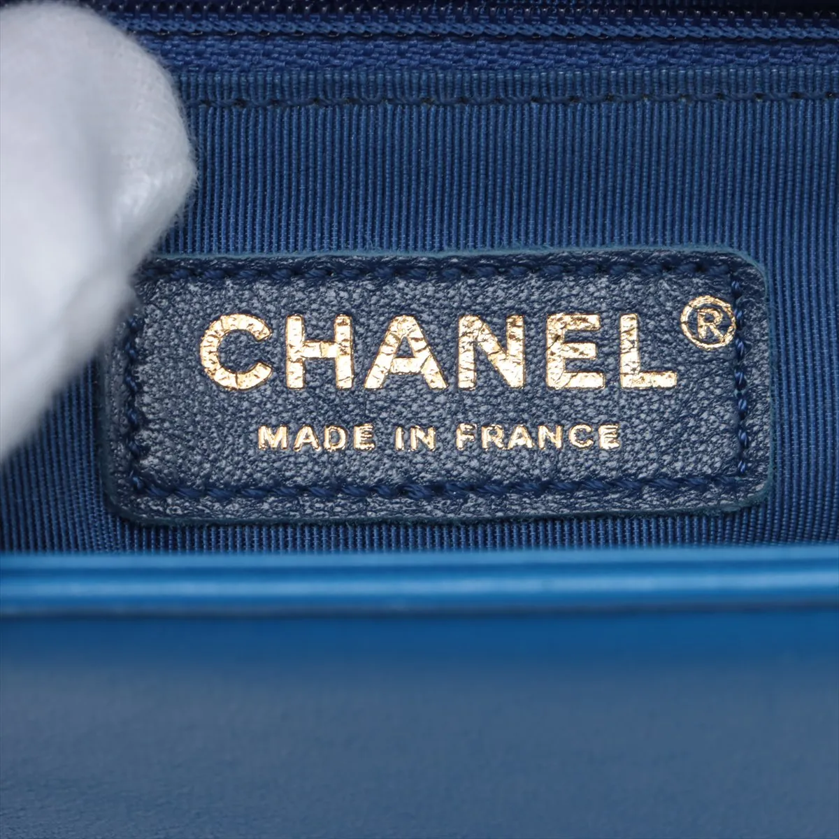 CHANEL Boy Chain Shoulder Bag in Lambskin Blue