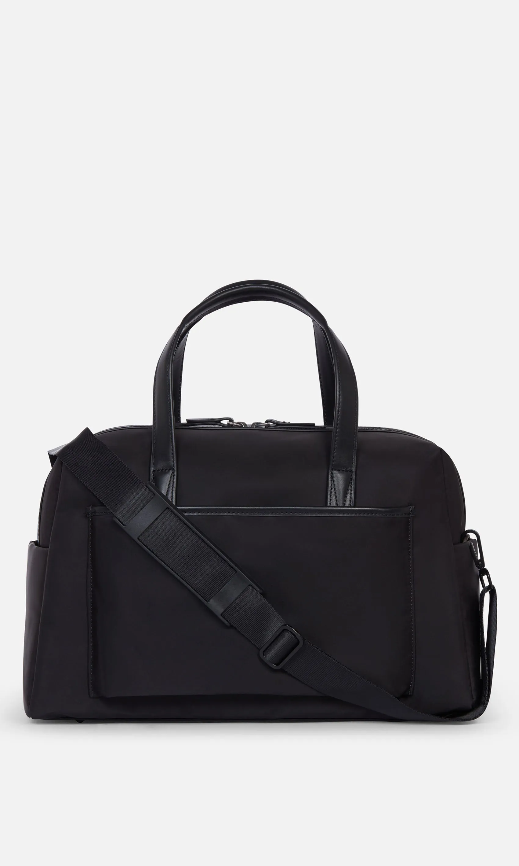 Chelsea Overnight Bag in Black