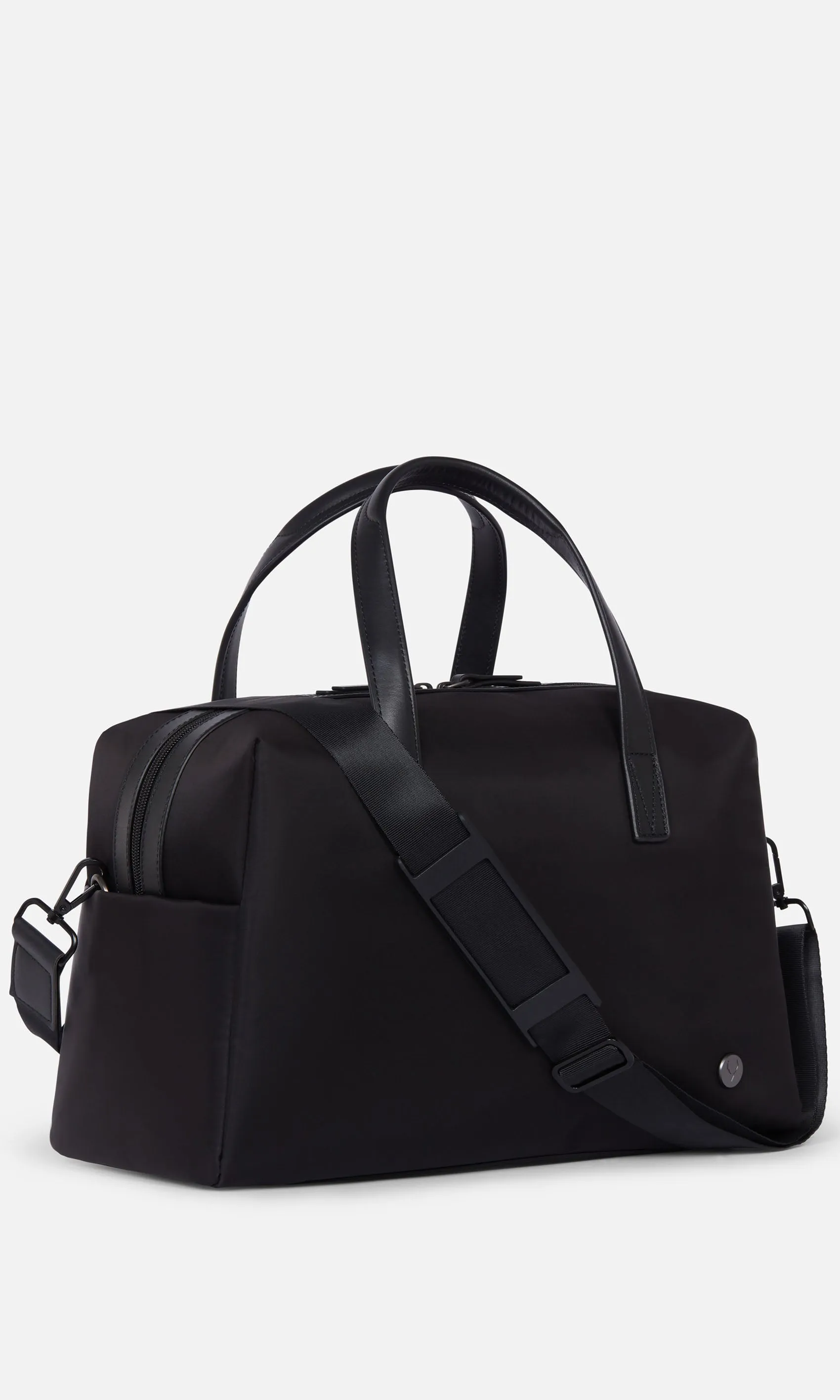 Chelsea Overnight Bag in Black