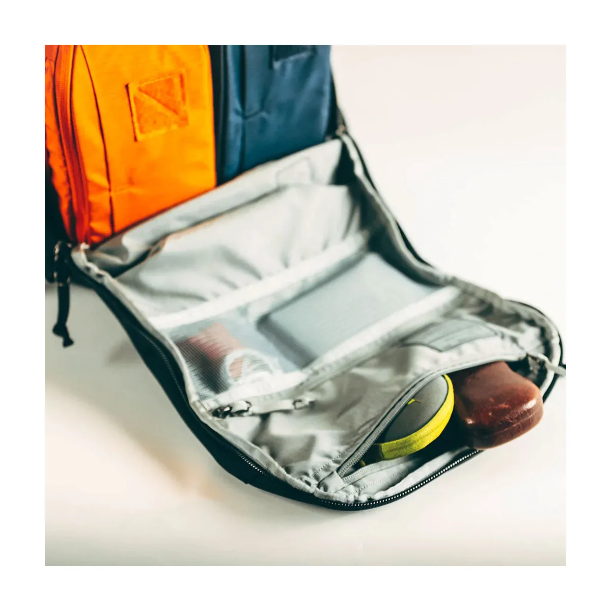 EVERGOODS : Panel Loader Classic 20L : Solution Dyed Black