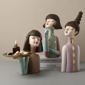 Gorgeous Girl Statue