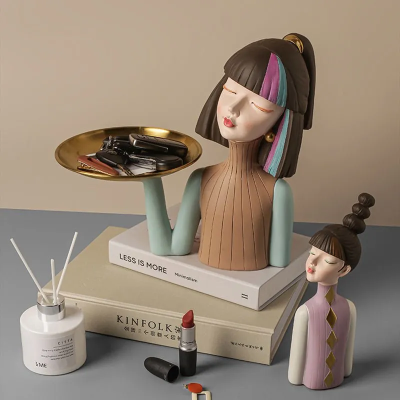 Gorgeous Girl Statue