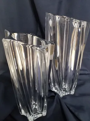 Lead-Free Crystal Vase
