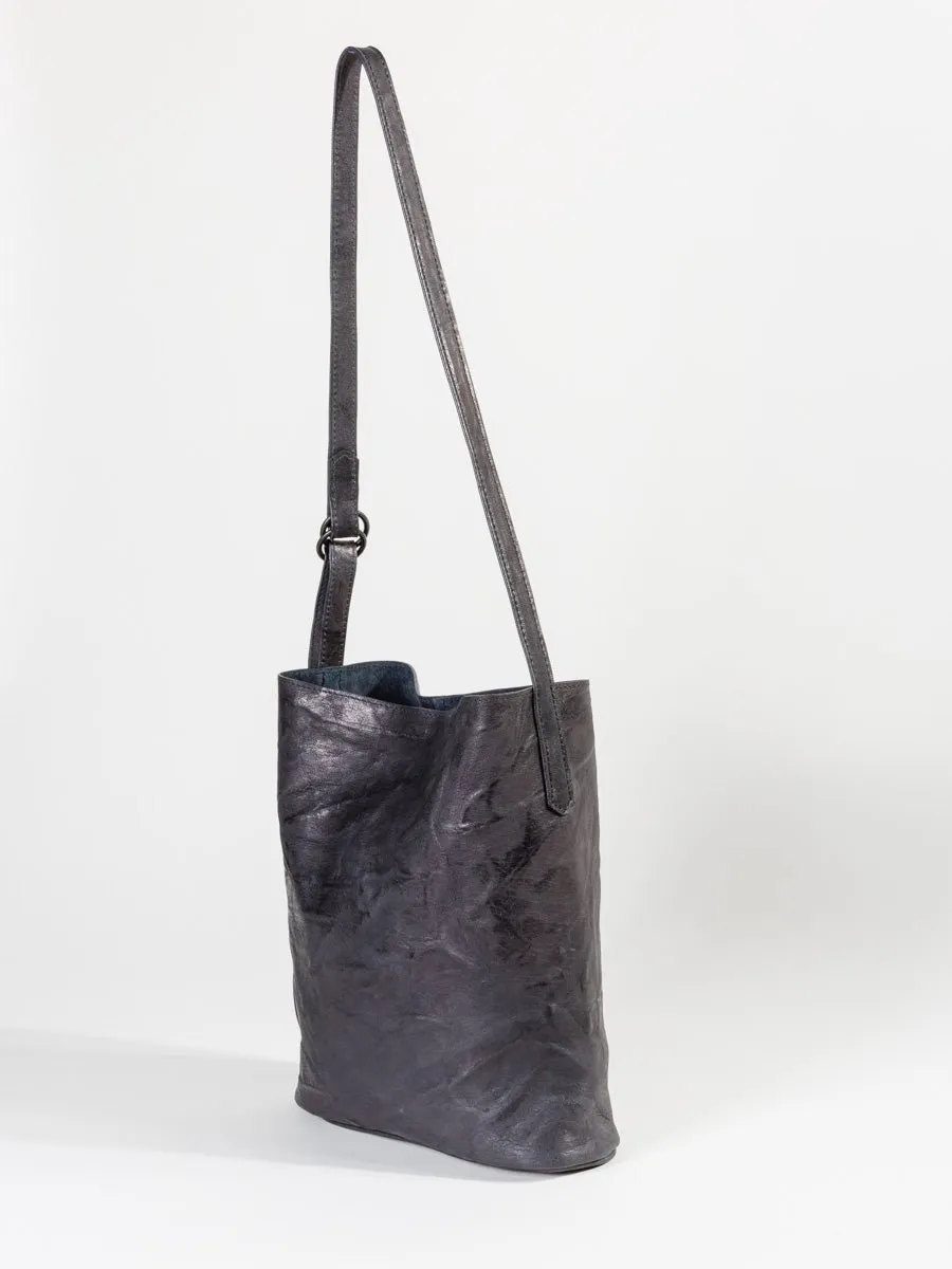 sheepskin bucket bag - navy