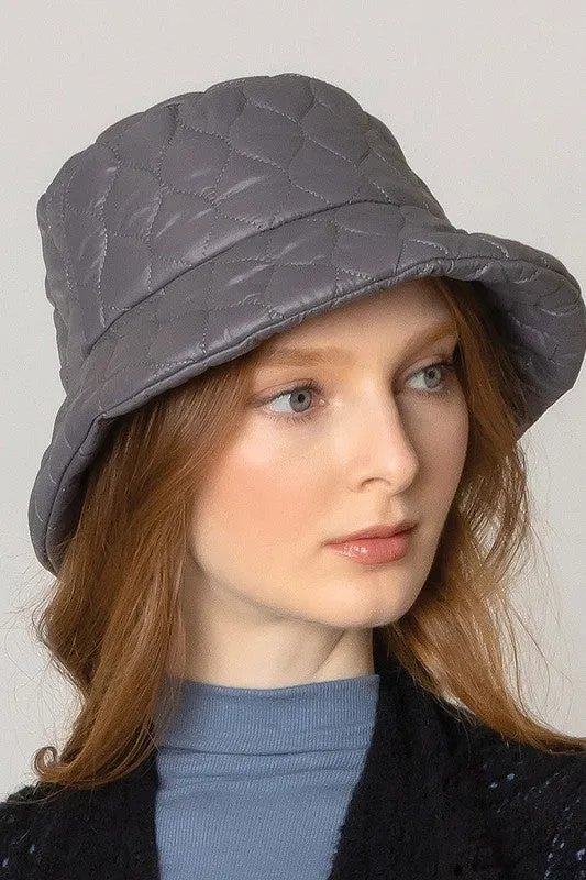 Short Brim Wave Padded Lightweight Bucket Hat