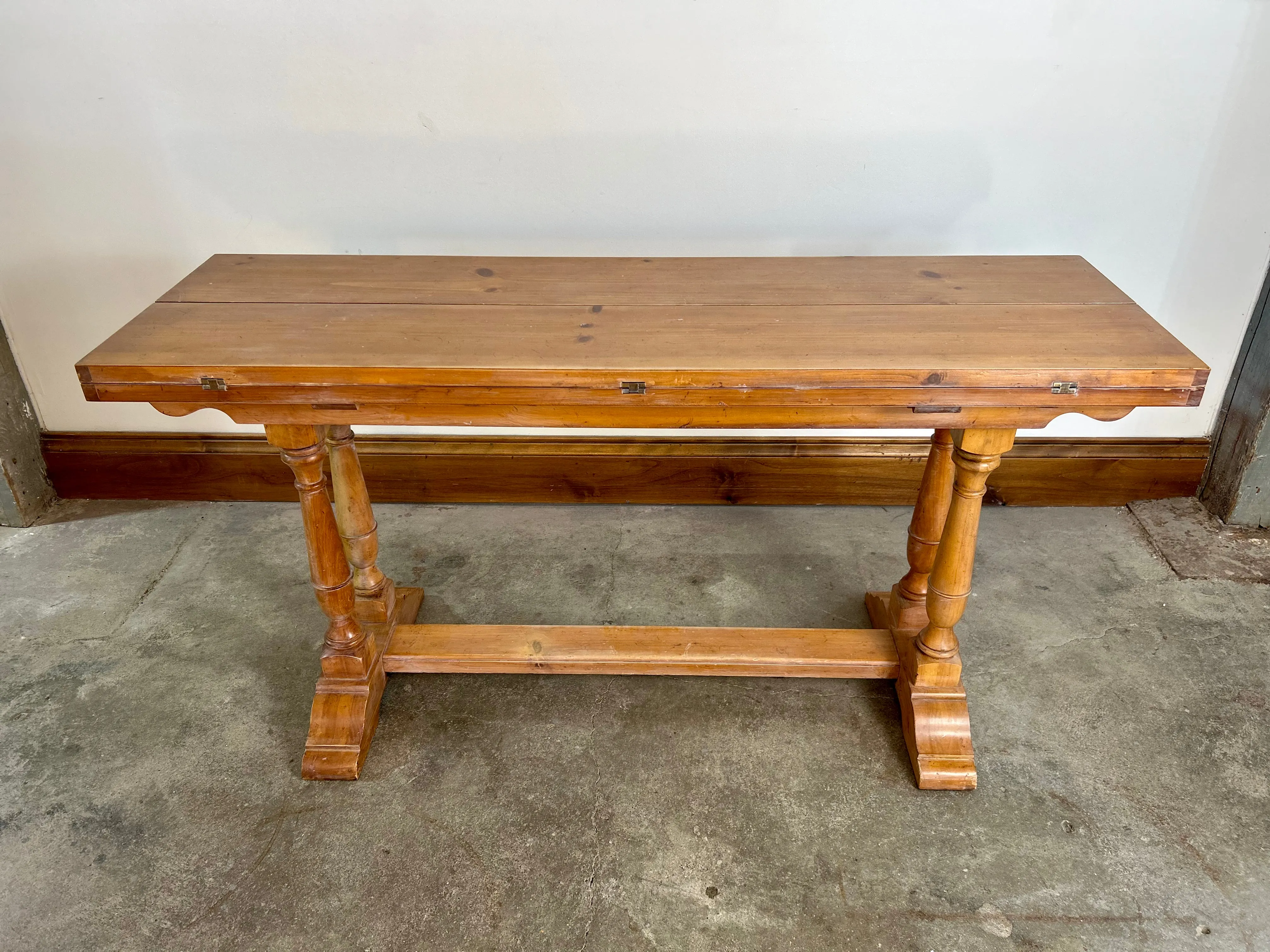 Thomasville Pine Console Table with Folding Top, Trestle Base